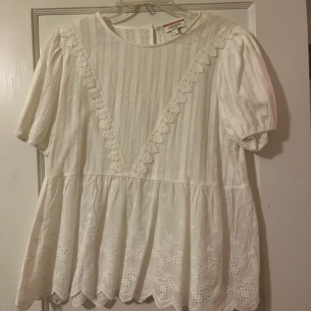 White blouse with front detailing